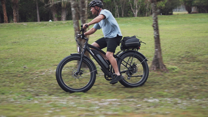 Why You Should Think About Using a Fat Tire E-Bike for Your Commute